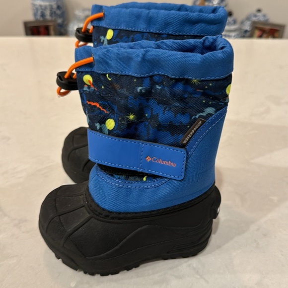 NWOT Columbia Kids Powderbug Plus II Print Waterproof Size 6 Toddler Boots - Picture 1 of 8